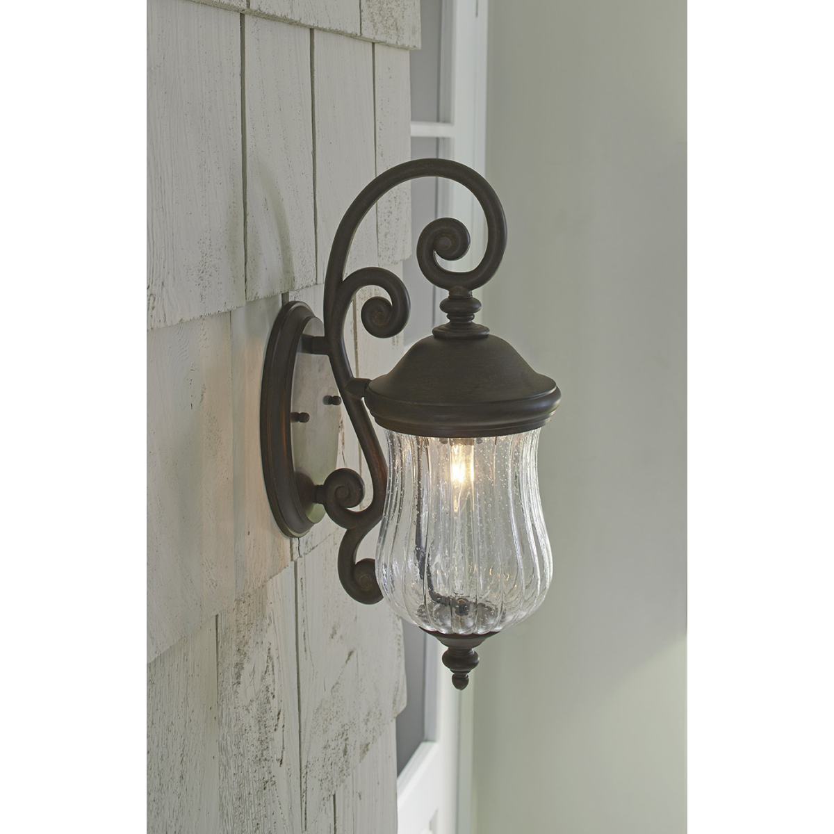 Bellagio 1-Light Wall Lantern - Image 6