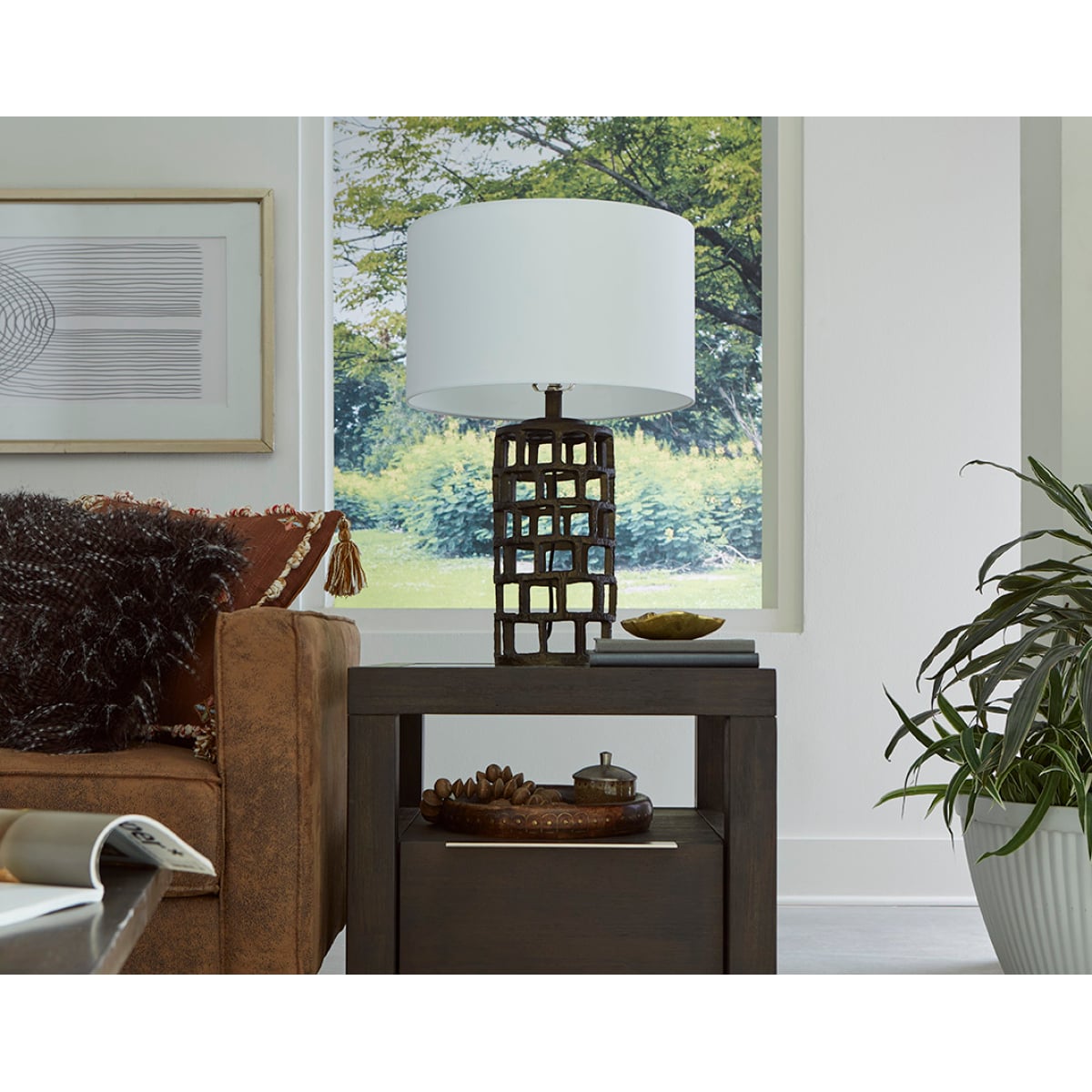 Vallin 1-Light Table Lamp - Image 8
